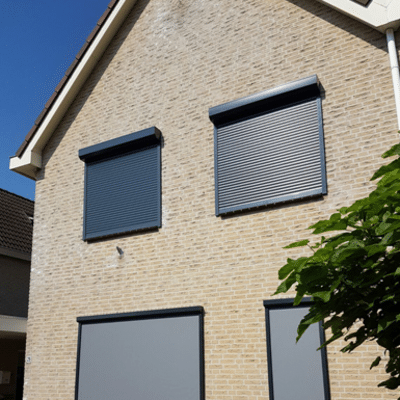 Wilt u uw woning laten voorzien van rolluiken?